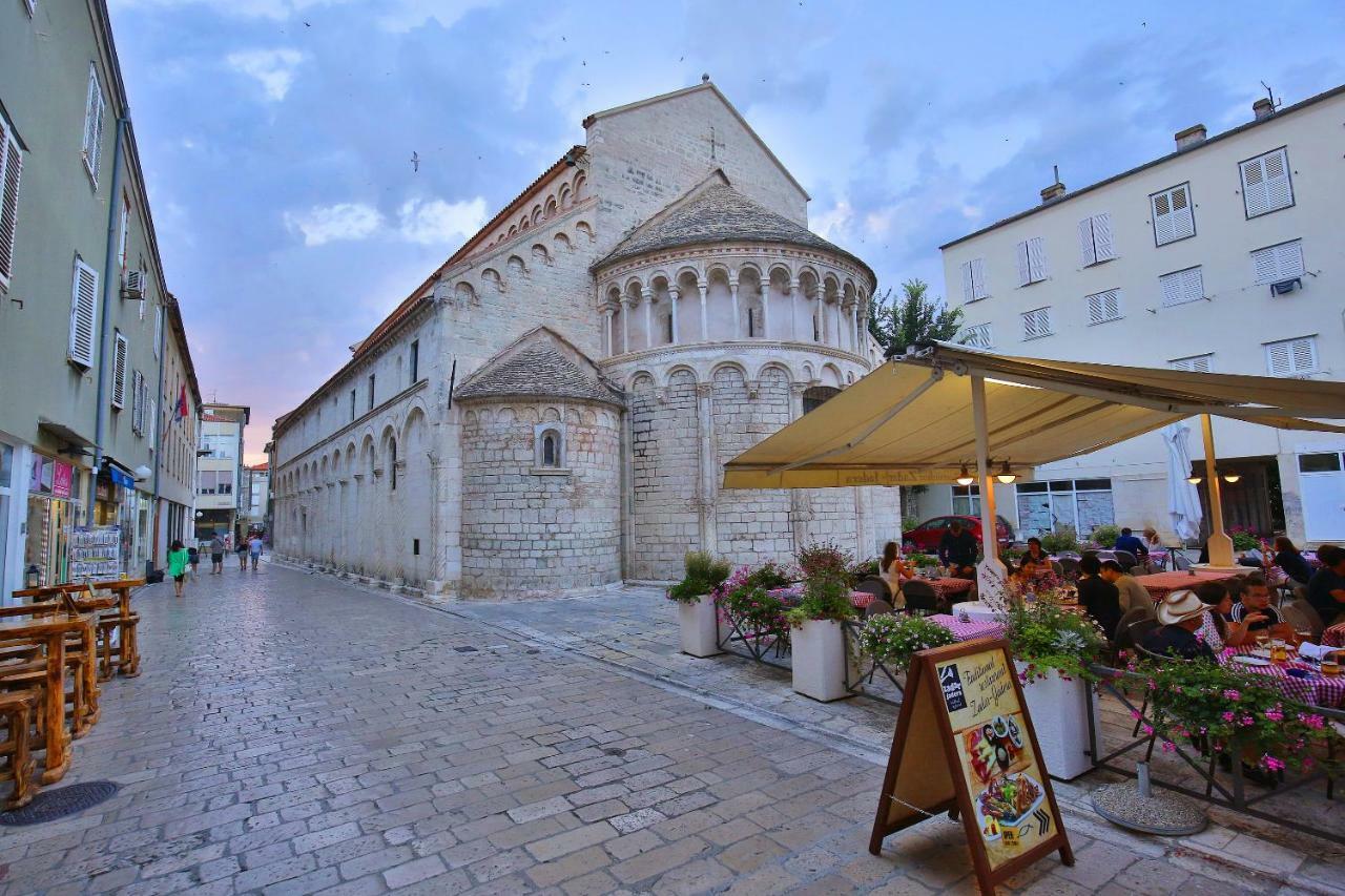 Rooms Bura I Jugo Zadar Eksteriør billede